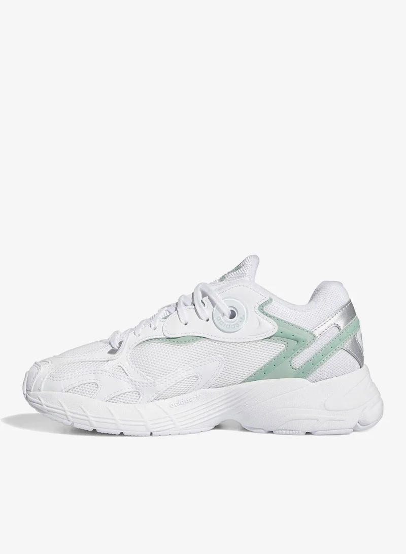 اديداس اوريجينالز Astir W White Originals Shoes