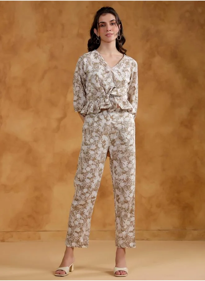 sanskrutihomes Sanskrutihomes Printed Ruffled Hem Top and Pants Co-Ords