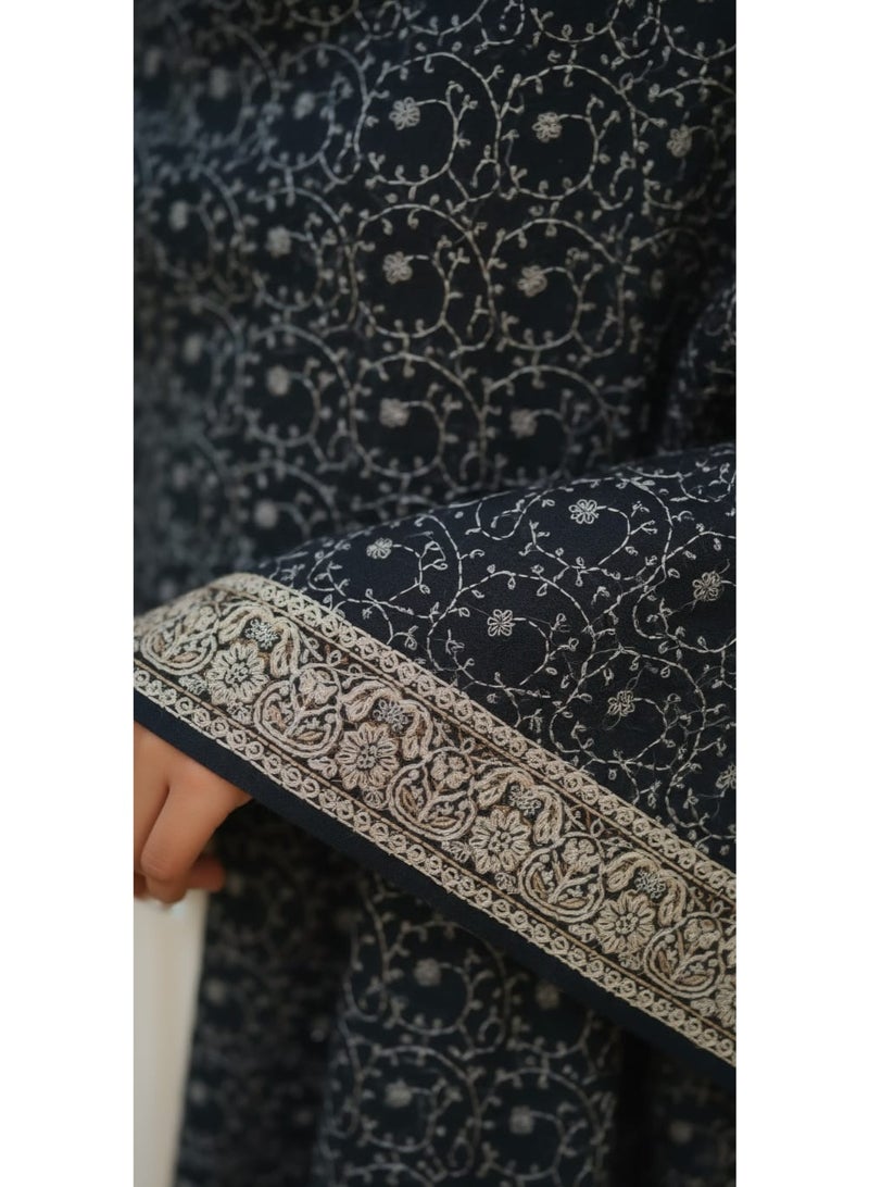 Luxury Embroidered Winter Wrap/ Shawl/ Winter collection - Image 1