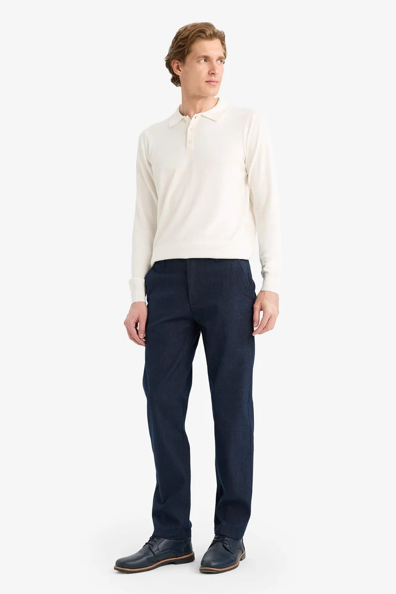 ديفاكتو Regular Fit Trousers