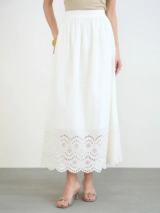 Styli Off White Schiffli Hem A-Line Maxi Skirt