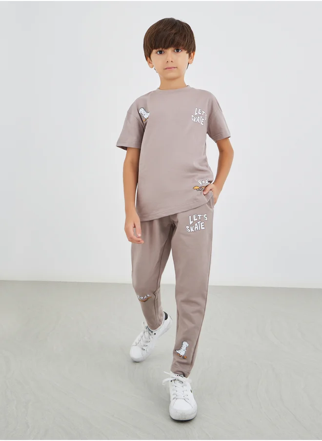 Styli Styli Slogan Print Short Sleeve T-Shirt and Joggers Set