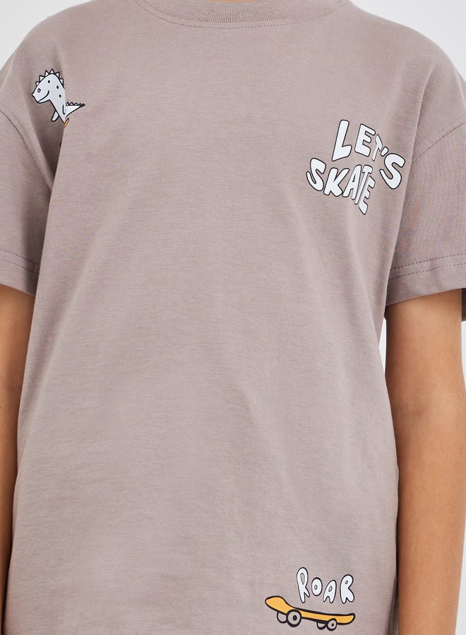 Styli Slogan Print Short Sleeve T-Shirt and Joggers Set - Image 3