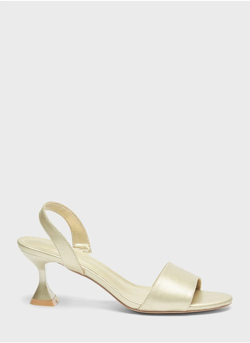 شو اكسبرس Open Toe Sandals