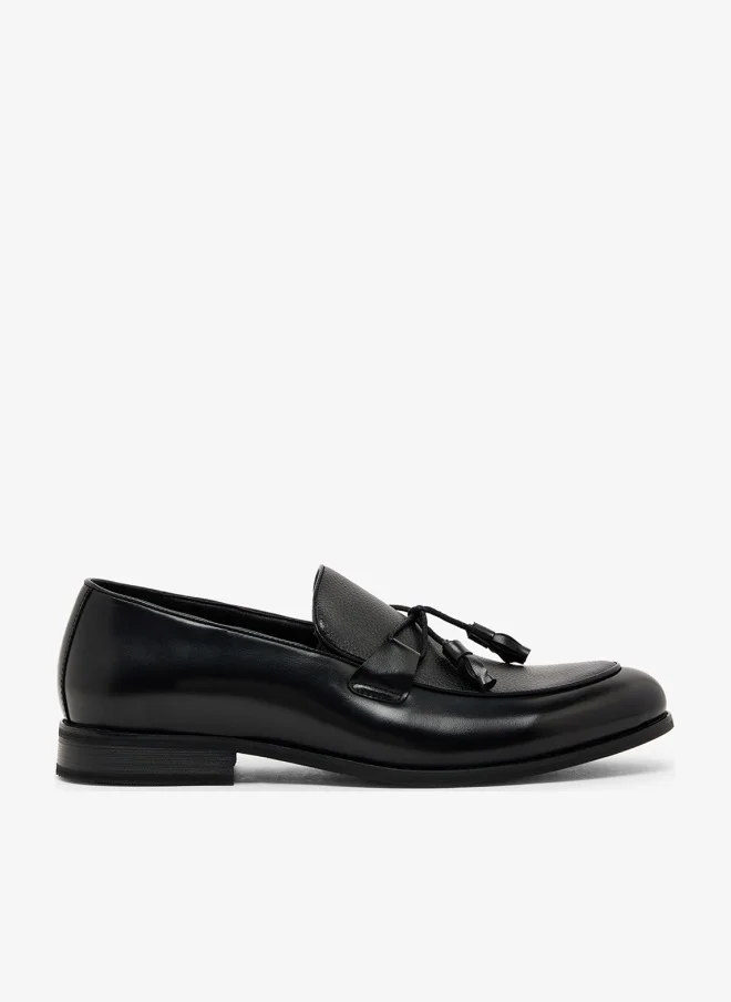Robert Wood Tassel Detail Formal Loafer