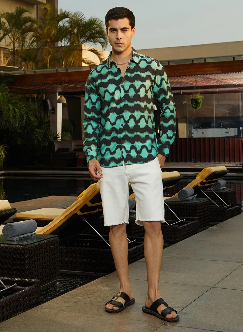 Campus Sutra Men's Jungle Green Spiral-Strokes Shirt