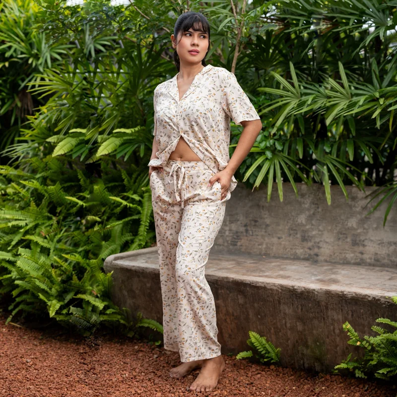 أدريا Aadaraya Pyjama Set Shirt and Trousers