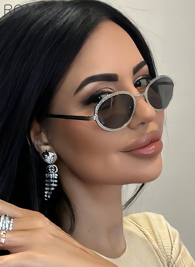 رويس نظارات شمسية بيضاوية عتيقة للنساء، حماية من الأشعة فوق البنفسجية 400، بإطارات مزخرفة، نظارات شمسية أنيقة لحفلات التسوق والسفر مع حافظة للنظارات، مقاس 64 مم - Image 2