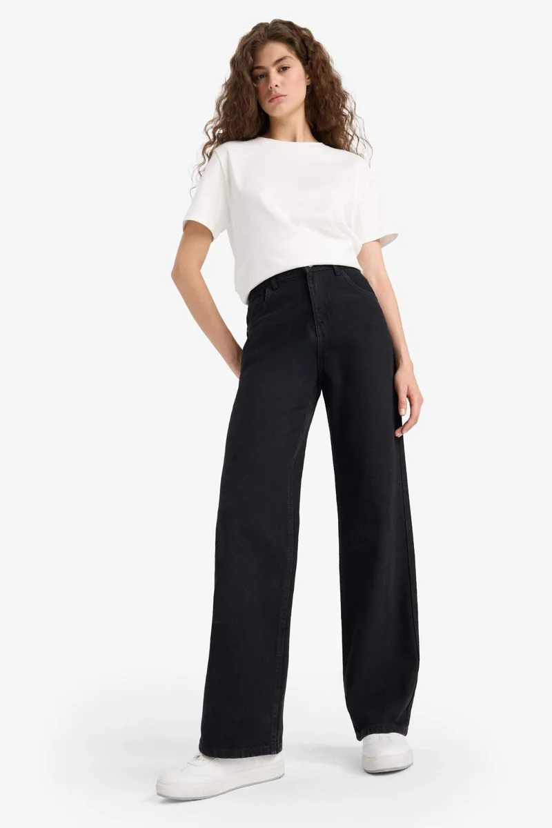 ديفاكتو 90's Wide Leg High Waist Long Jeans
