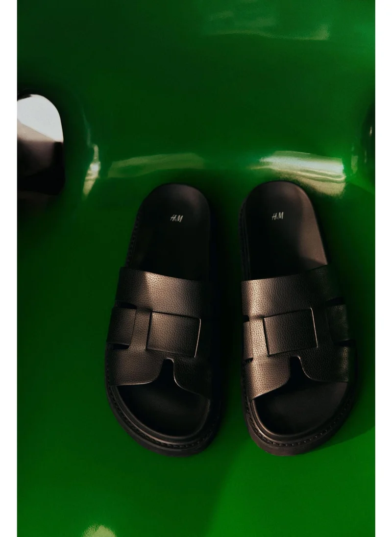 اتش اند ام Slide sandals
