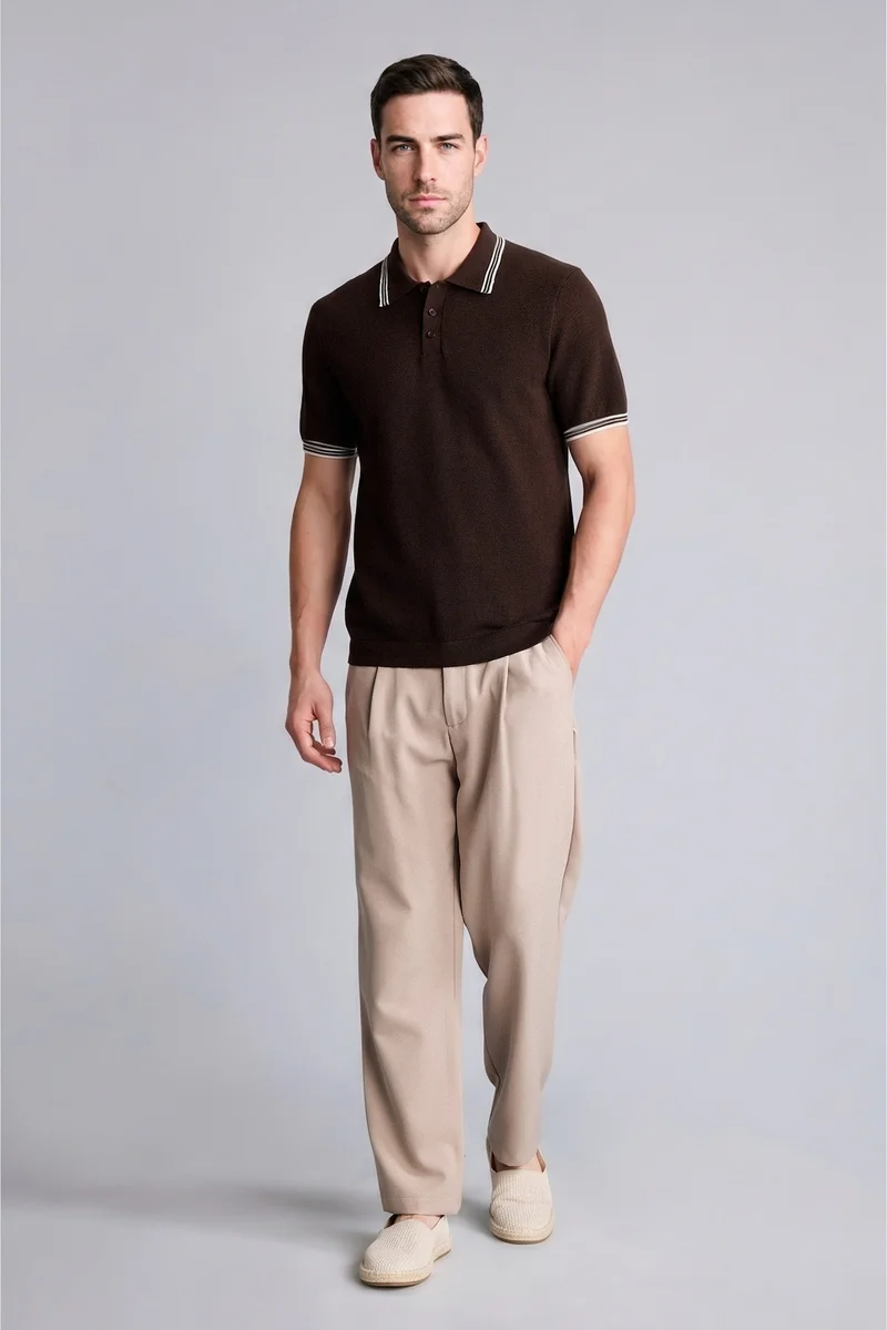 ديفاكتو Standard Fit Polo Collar Short Sleeve Polo T-Shirt