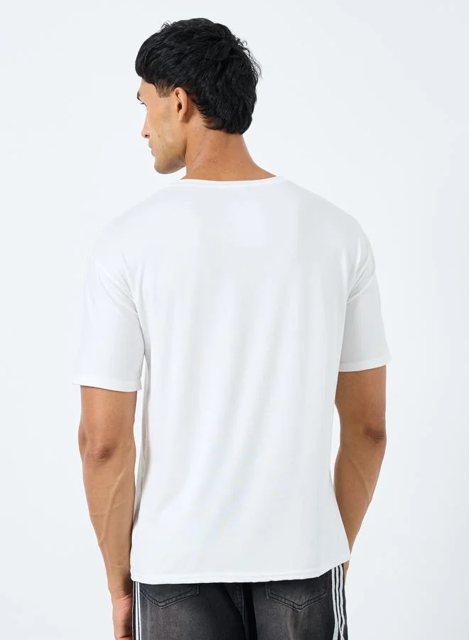 Styli Styli Men White Slogan Print Regular Fit T-Shirt
