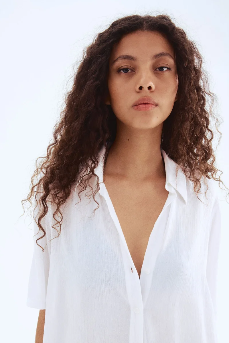 اتش اند ام قميص من الفيسكوز المجعد