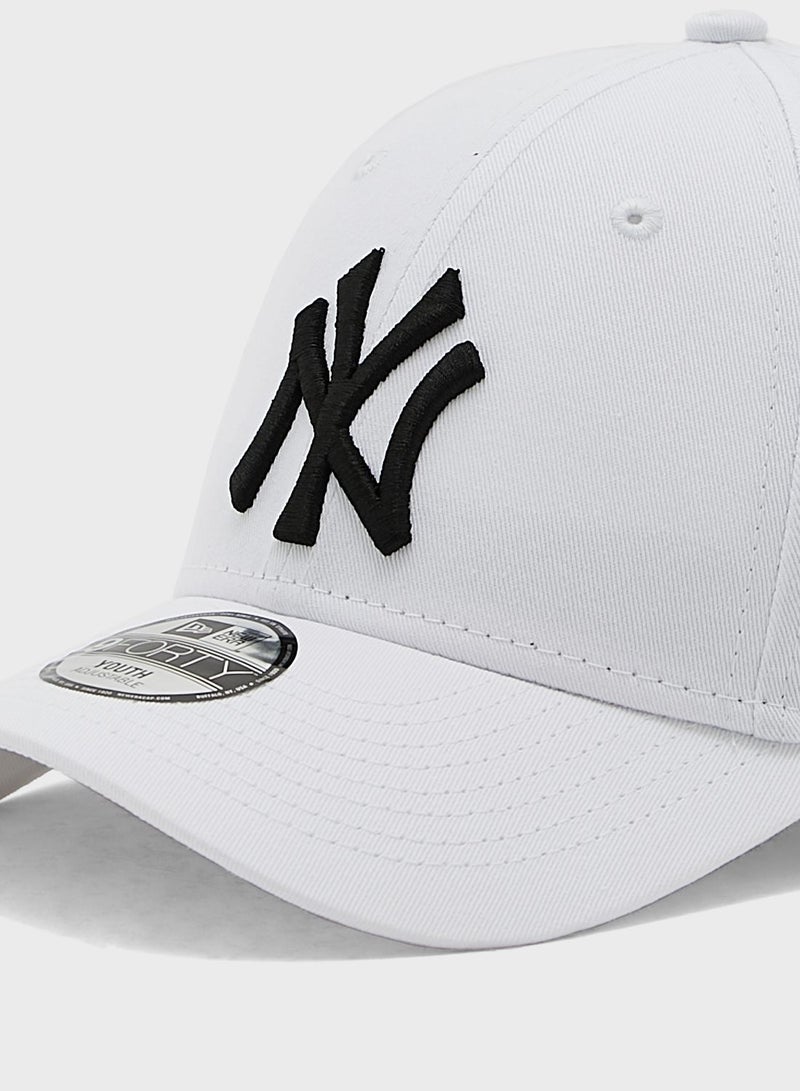 NEW ERA Kids 9Forty League Essential New York Yankees Cap - Image 3