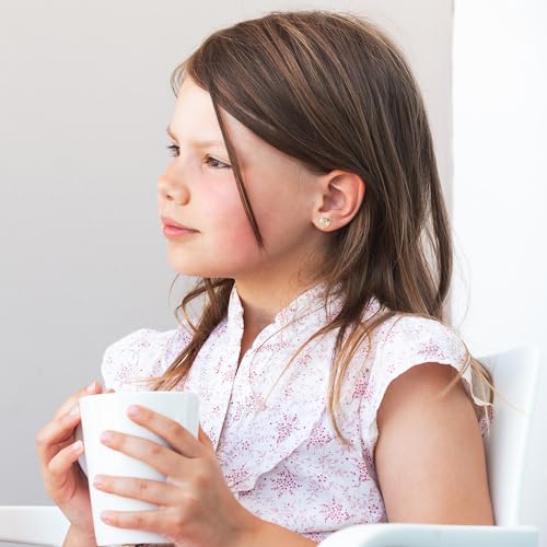 IEFWELL إي إف ويل هدايا صغيرة للفتيات المراهقات - أقراط دراسات للفتيات أفكار هدايا، أقراط حرف القلب M للفتيات المراهقات، أقراط مكعب زركونيا مضادة للحساسية لأفكار هدايا عيد ميلاد الفتيات في سن السنة، - Image 3