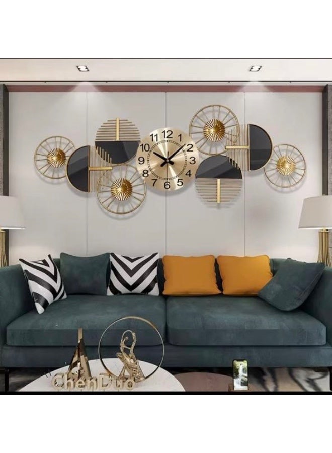 ساعة حائط فنية ثلاثية الأبعاد بتصميم الطبيعة الآسيوية: جبال، غيوم، وأوراق الجنكة الذهبية