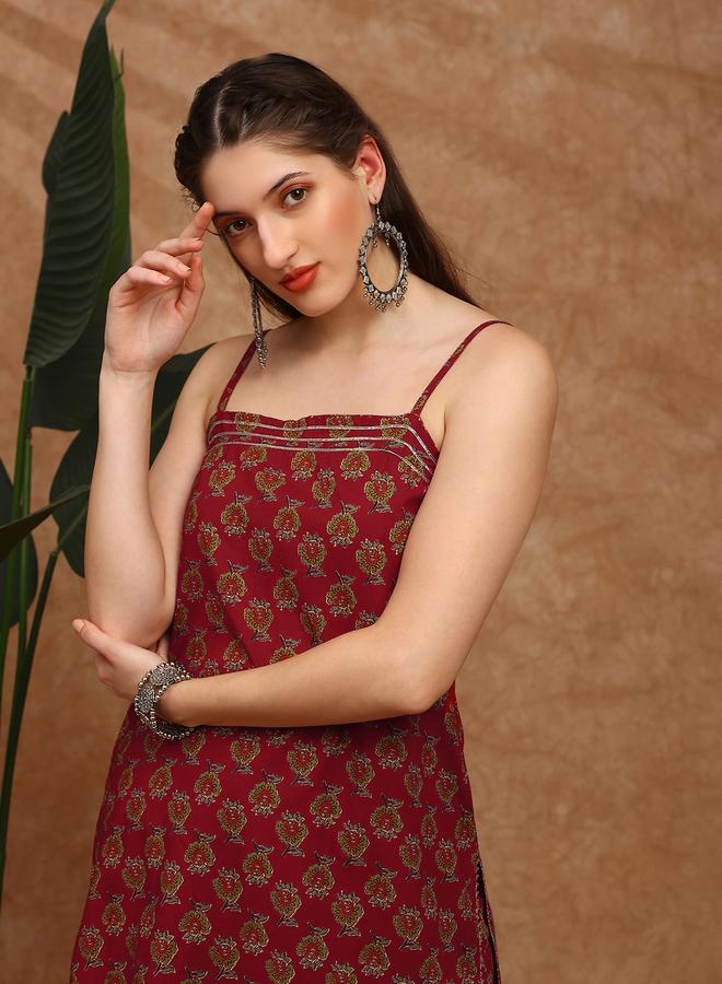 جلو باص مجموعة من كورتا مارون بياقة مربعة ونقشة زهور وبنطال واسع - Image 4