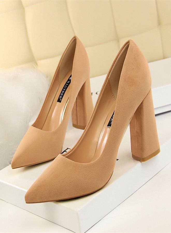 BIGTREE كعب عالٍ مدبب بفتحة ضحلة من الجلد المدبوغ 8.5 سم بيج - Image 1