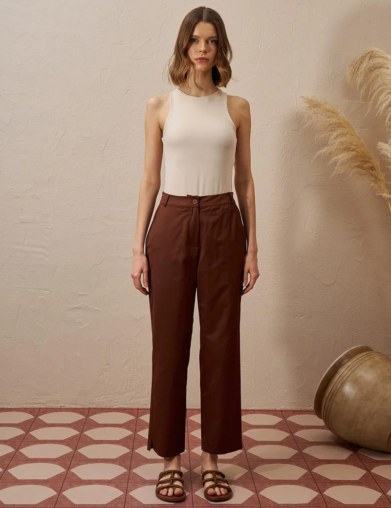 Kayra Slit-Hem Carrot Cut Pants Coffee