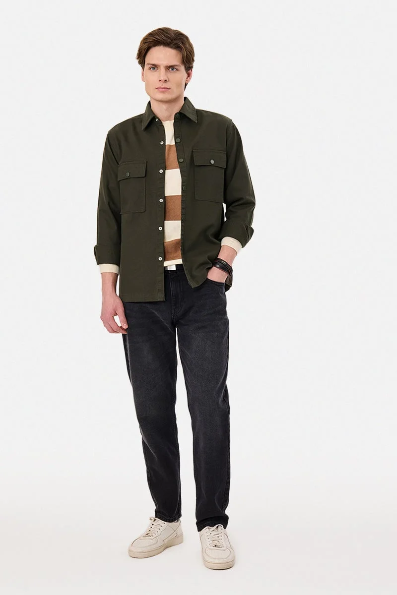 سنيتش قميص بأزرار كبس وجيبين