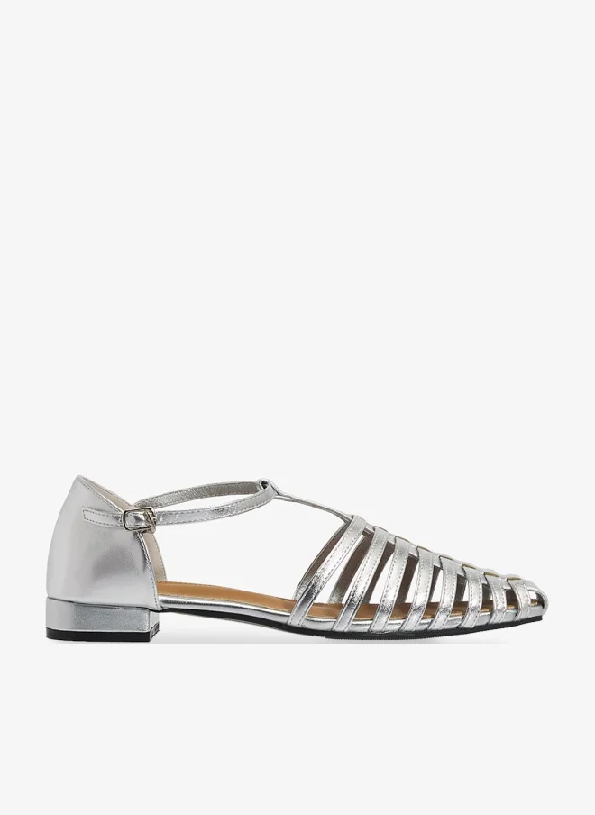 ايلا أحذية كاجوال سهلة الارتداء