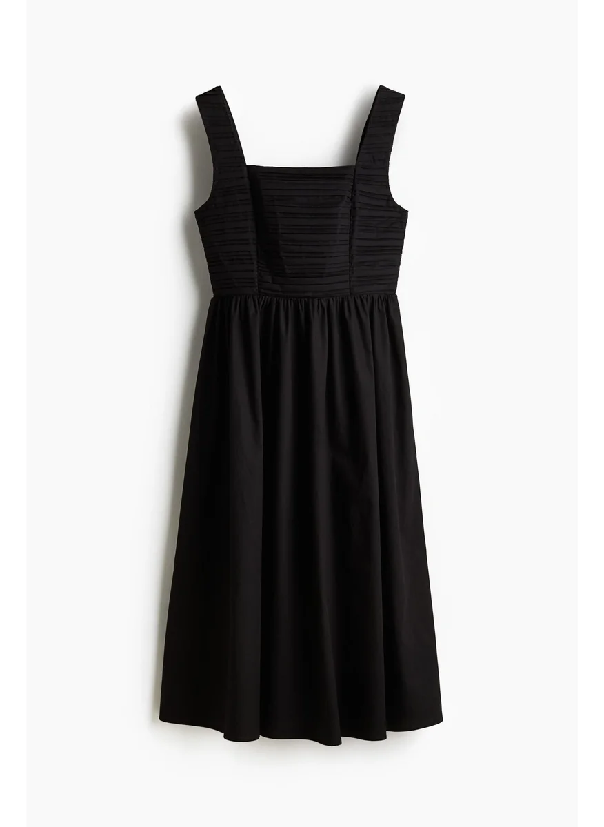 H&M Pintucked Flared-Skirt Dress