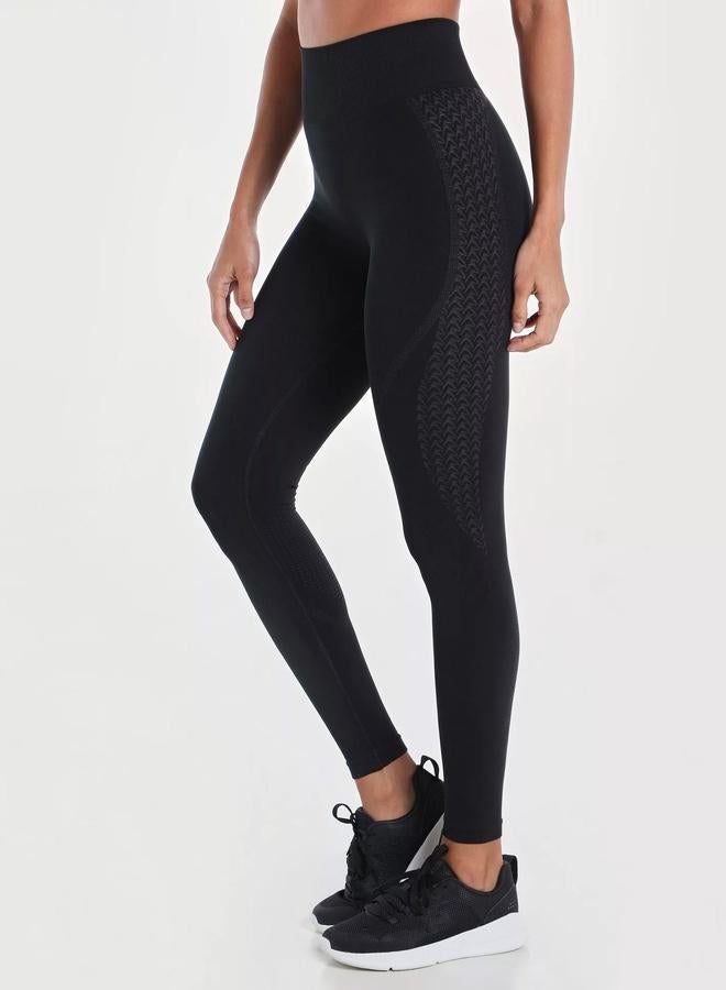 Wizard Women Black Solid Impact Seamless Leggings - Image 3