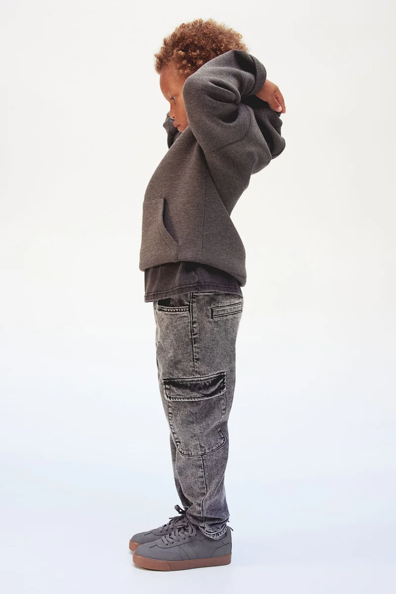 H&M Relaxed Tapered Fit Jeans