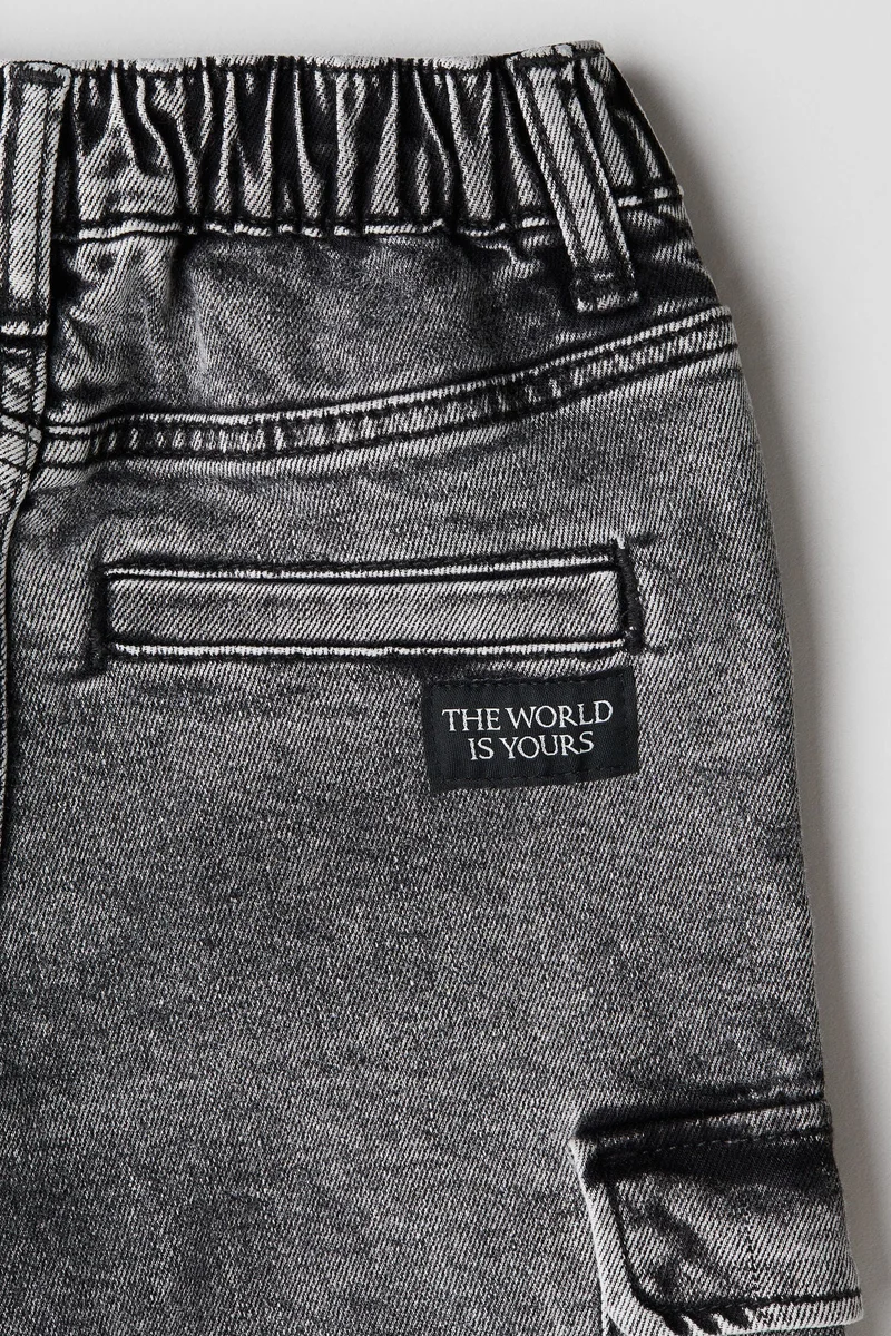 H&M Relaxed Tapered Fit Jeans