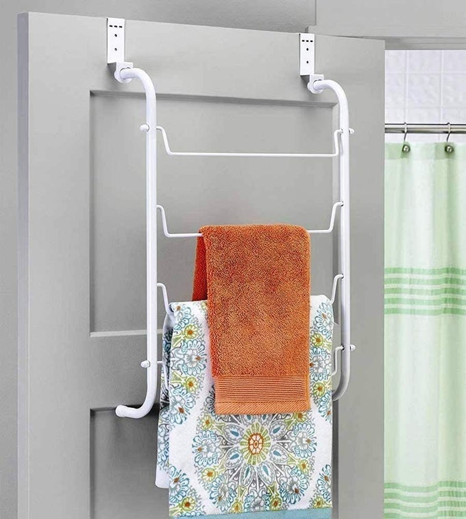 28195 DOOR MOUNTED TOWEL RACK WHITE OVER THE DOOR WHITE TOWEL RACK MEDIUM WHITE