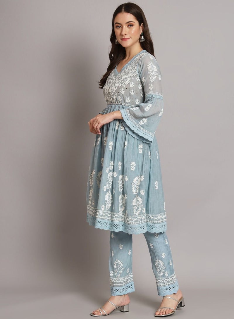 الايا مطرزة يدويا شيكانكاري بنطلون كورتا من شانديري قطن بنمط فرو- AL3661KS  - Image 3