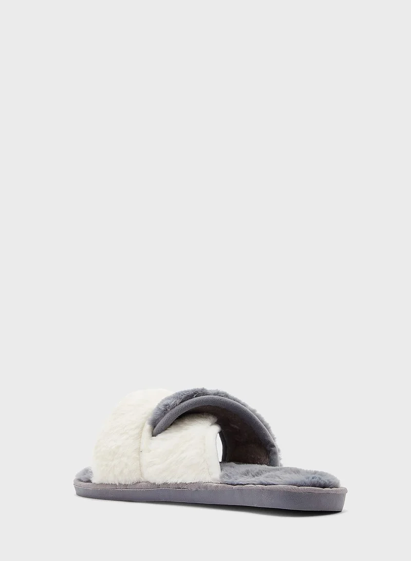 Ginger Interwoven Strap Fluffy Bedroom Slipper