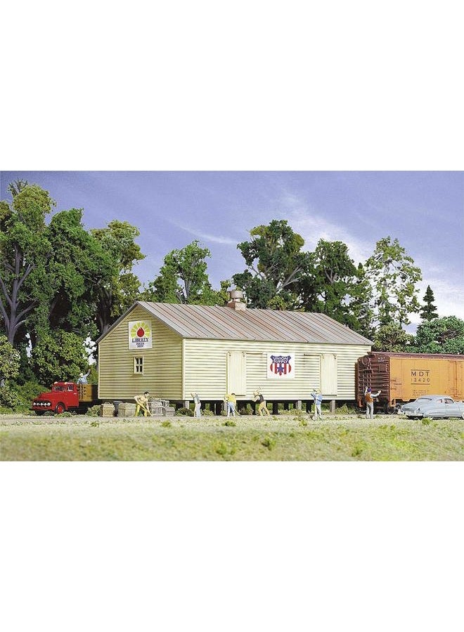 Cornerstone Walthers Series Kit HO Scale Co-Op Storage Shed Grey, 8 - Image 1
