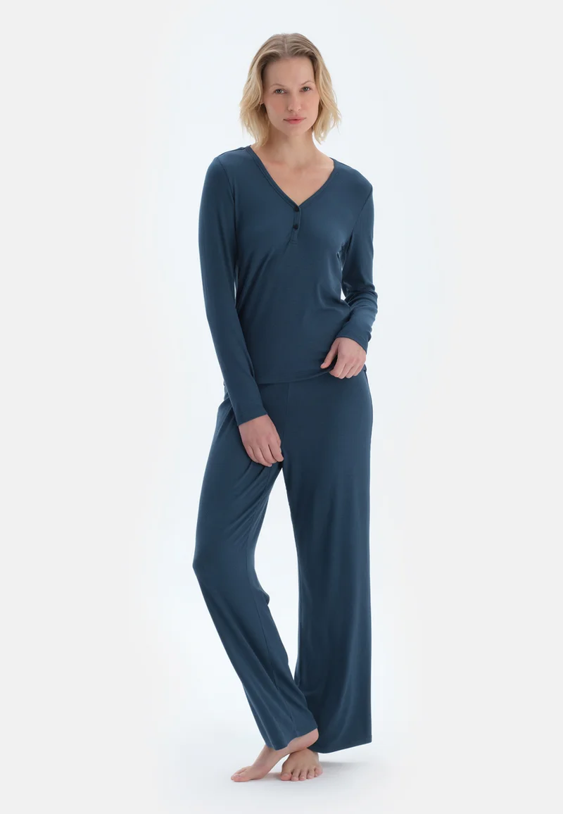 Regular/Classic Fit T-shirt & Trousers Pajama Sets V Neck Viscose Blend Sleepwear
