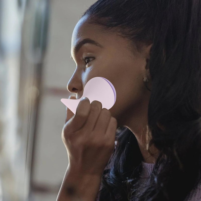 فرشاة مكياج بشكل ذيل حورية بحرية (Mermaid Tail Makeup Sponge)، عدد 2 قطع، خالية من اللاتكس، باللون الوردي، من نوع البودرة، متعددة الاستخدامات للمكياج الرطب والجاف، مناسبة لوضع الكريم الأساسي وبودرة الوجه. - Image 5