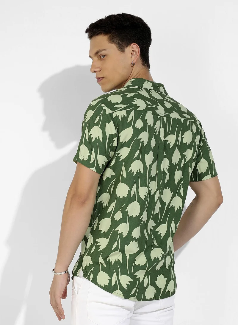 Campus Sutra Men's Green Botanical Block Shirt