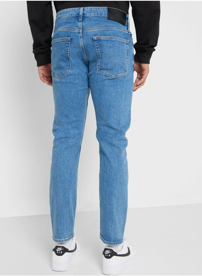 CALVIN KLEIN Essential Slim Fit Jeans