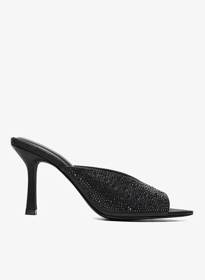 كابلي مول مفتوح المقدمة بكعب عالٍ ومزين بأناقة