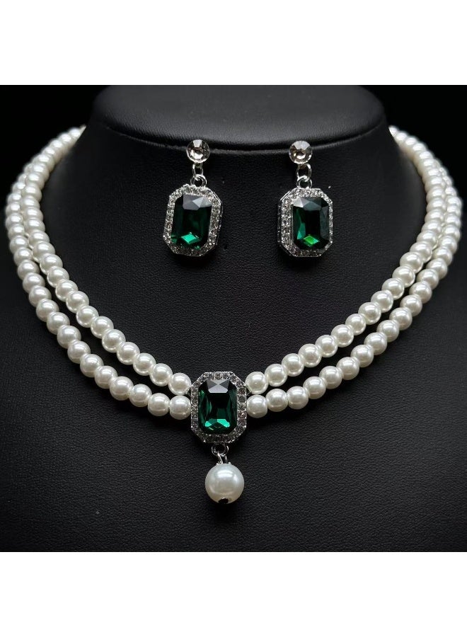 NIBEMINENT Vintage Palace Style Emerald Necklace and Earring Set