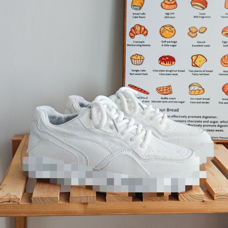 Unisex Casual Sneakers Shoes - Image 1