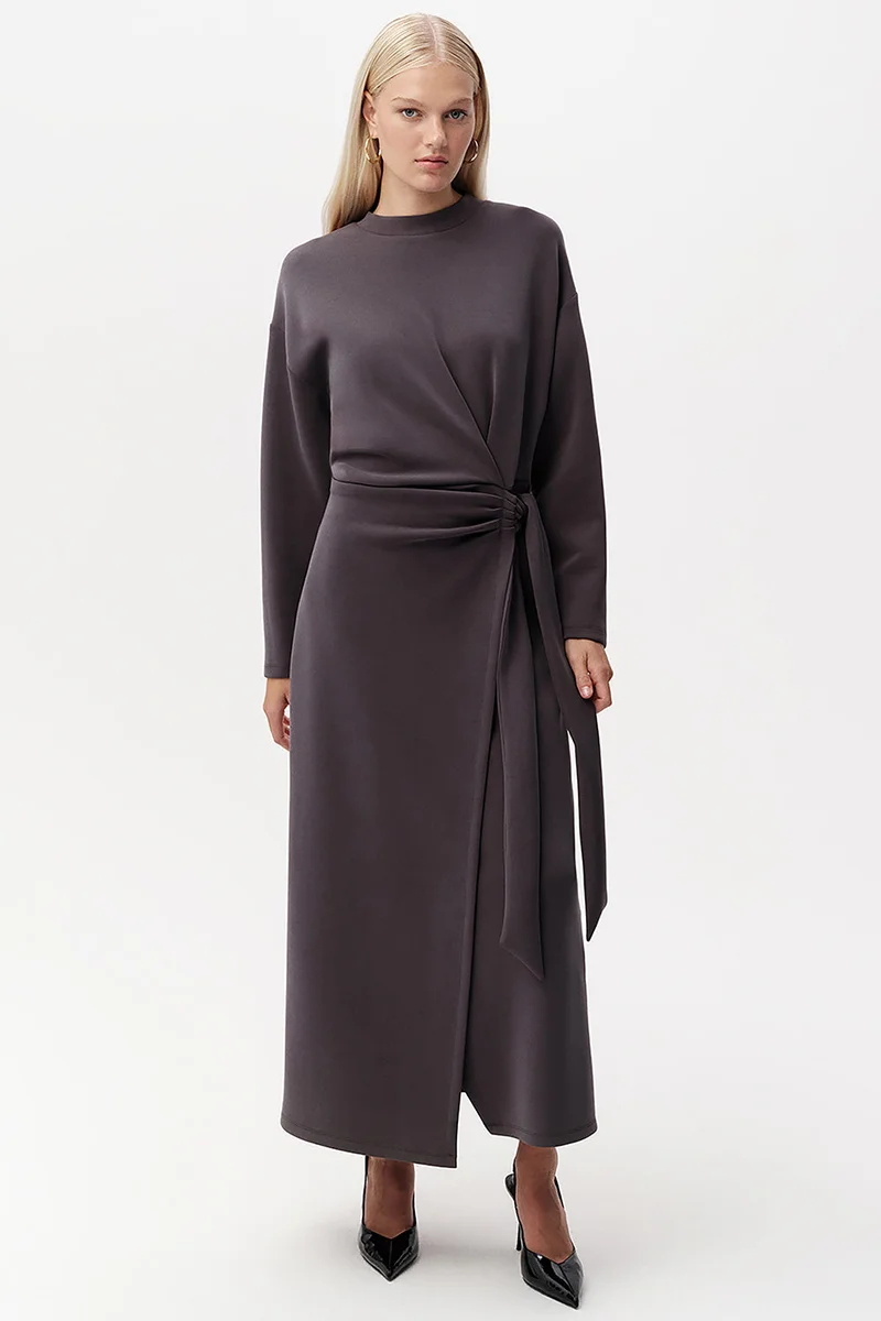 EXQUISE Crew Neck Tie Detail Regular Midi Dress