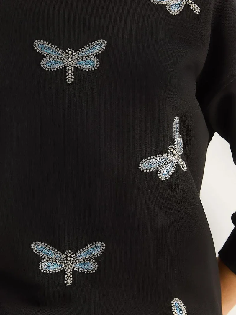 Bianco Lucci Dragonfly Embroidered Crew Neck Sweatshirt