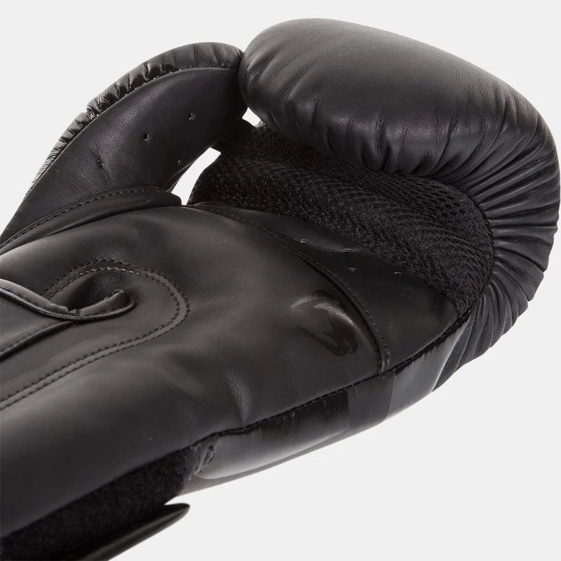 VENUM Elite Boxing Gloves (16oz)