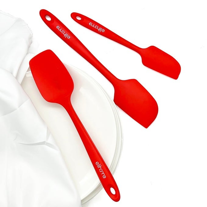 CHEF SERIES 3 PIECE SILICONE SPATULA SET 600F HEAT RESISTANT NON STICK RUBBER KITCHEN SCRAPER SPATULAS FOR COOKING BAKING AND MIXING BPA FREE AND LFGB CERTIFIED SILICONE RED