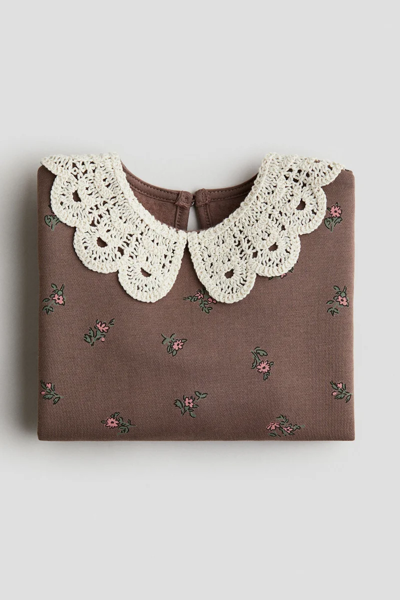 H&M Collared sweatshirt