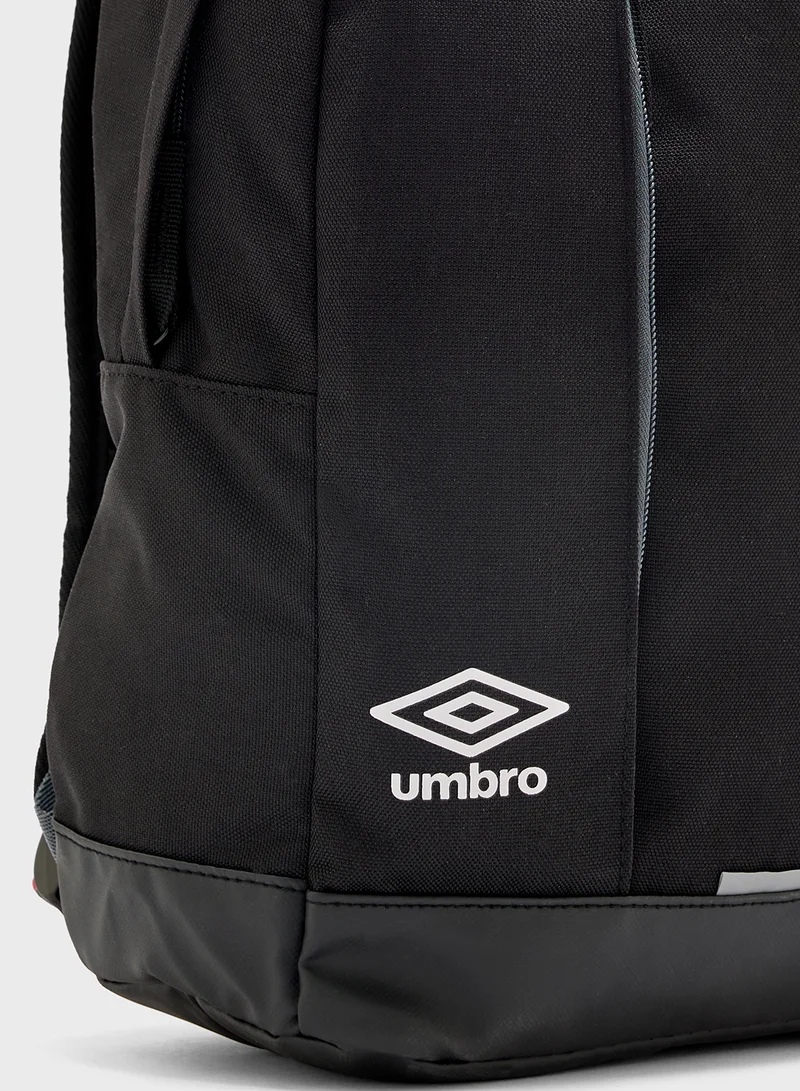 umbro Essential Small Backpack