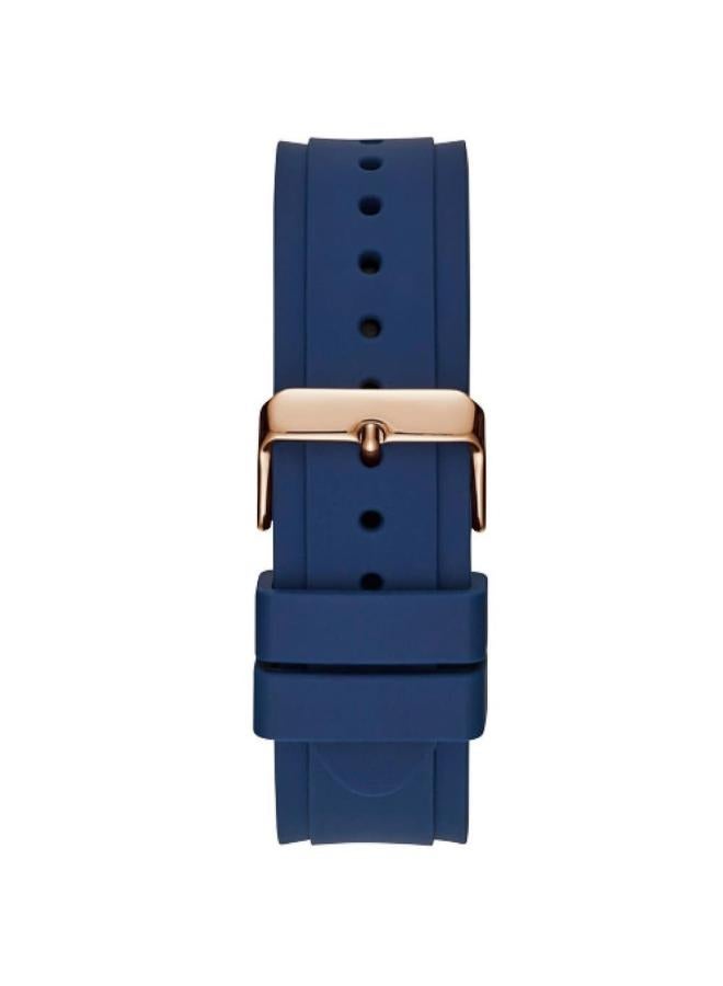 GUESS Men's Smooth Silicone Strap Watch W1049G2 - Image 3