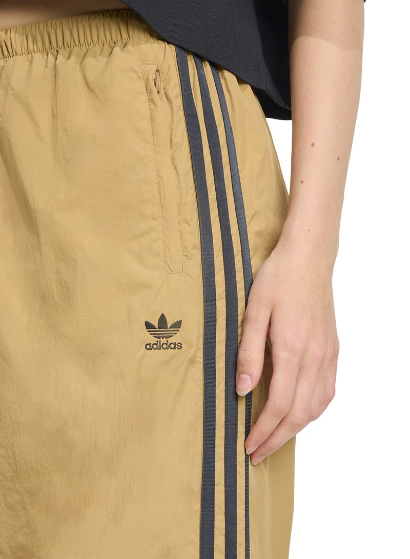 adidas Originals 3-Stripes Woven Parachute Tracksuit Bottoms - Image 3