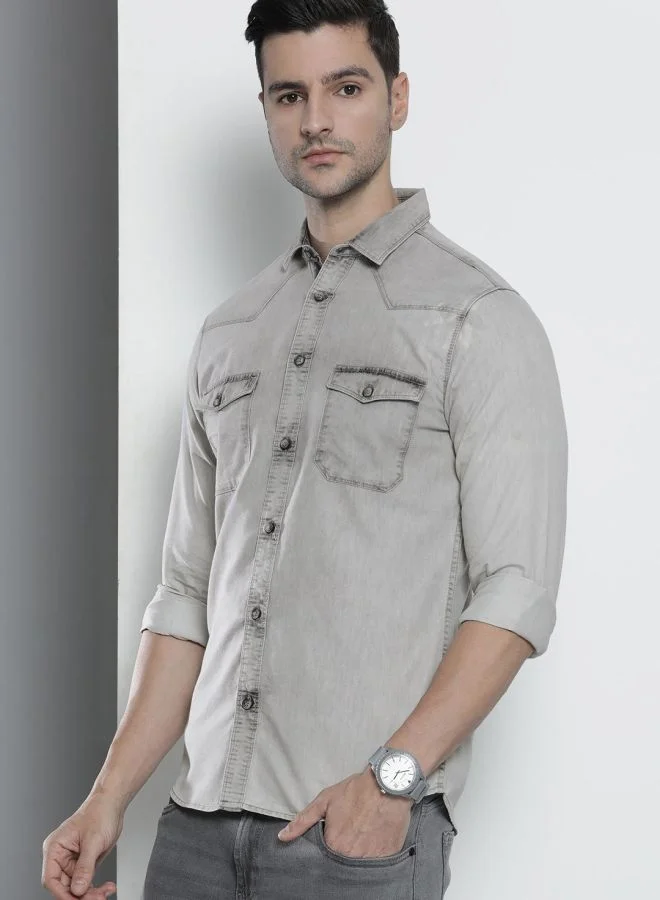 The Indian Garage Co Men Slim Fit Solid Full Sleeves Cutaway Collar Double Flap Pocket Street Wear Denim Shirt