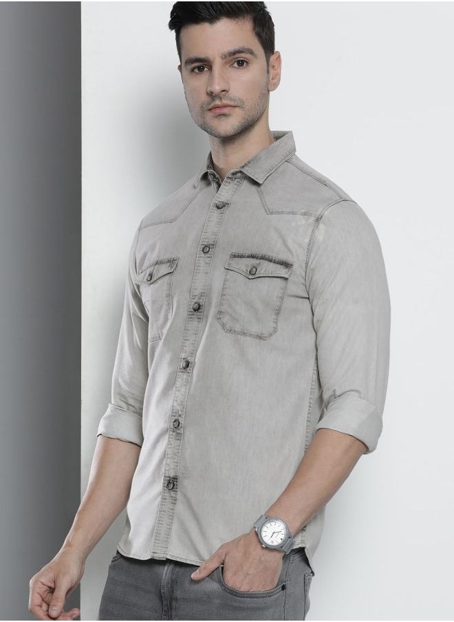 The Indian Garage Co Men Slim Fit Solid Full Sleeves Cutaway Collar Double Flap Pocket Street Wear Denim Shirt  - Image 3